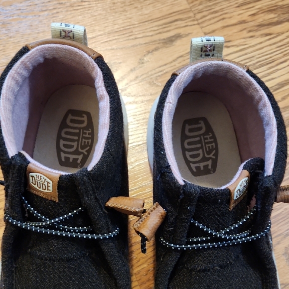 Hey Dude Wendy Peak Hi Platform Shoe. Womens 9. - Picture 3 of 10